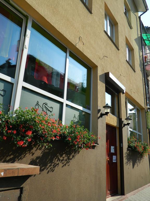 Hostel Krokodyl Warsawa Bagian luar foto