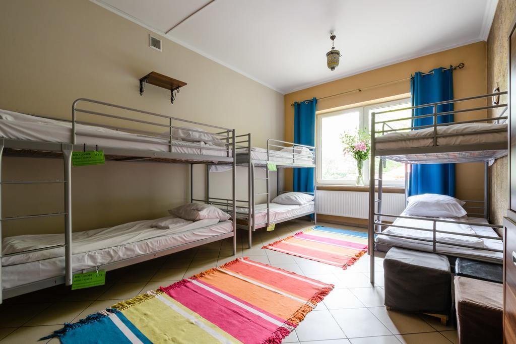 Hostel Krokodyl Warsawa Bagian luar foto