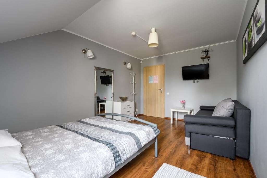 Hostel Krokodyl Warsawa Bagian luar foto