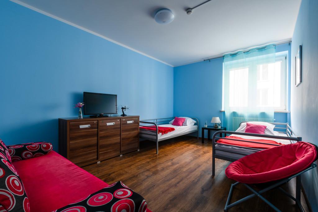 Hostel Krokodyl Warsawa Bagian luar foto