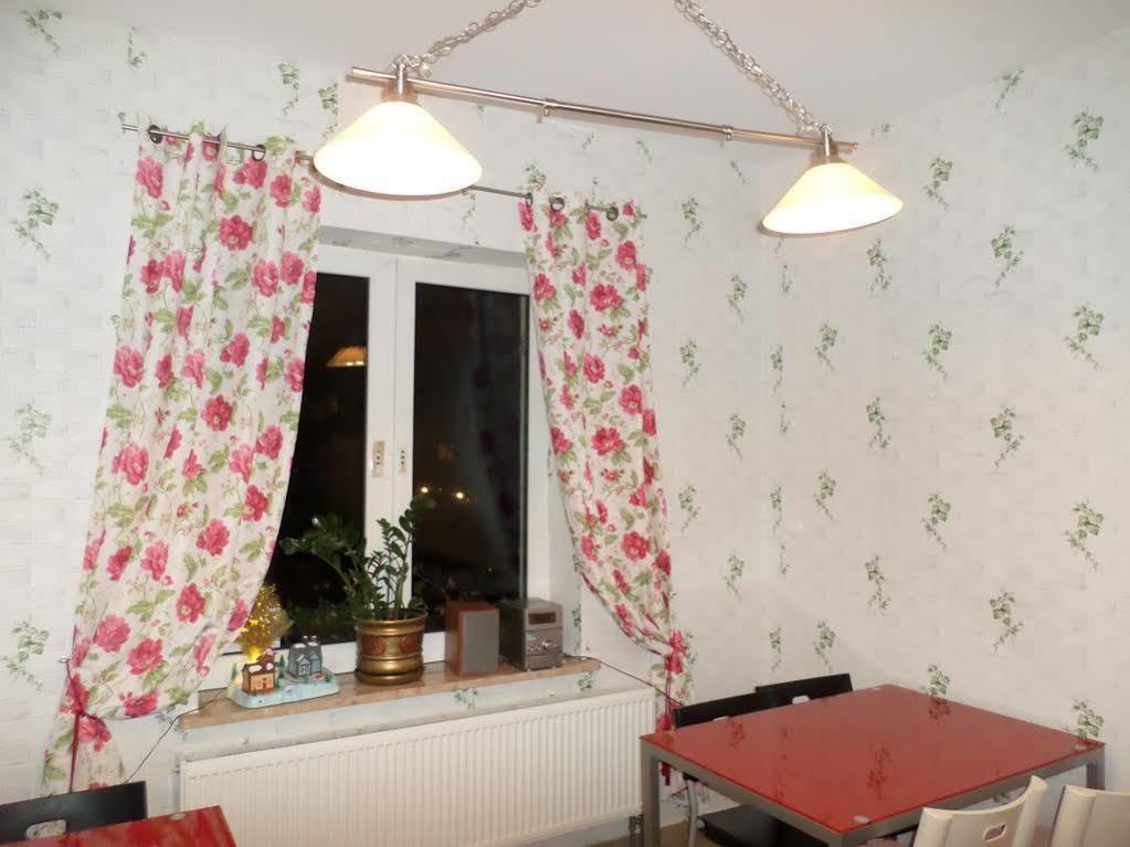 Hostel Krokodyl Warsawa Bagian luar foto