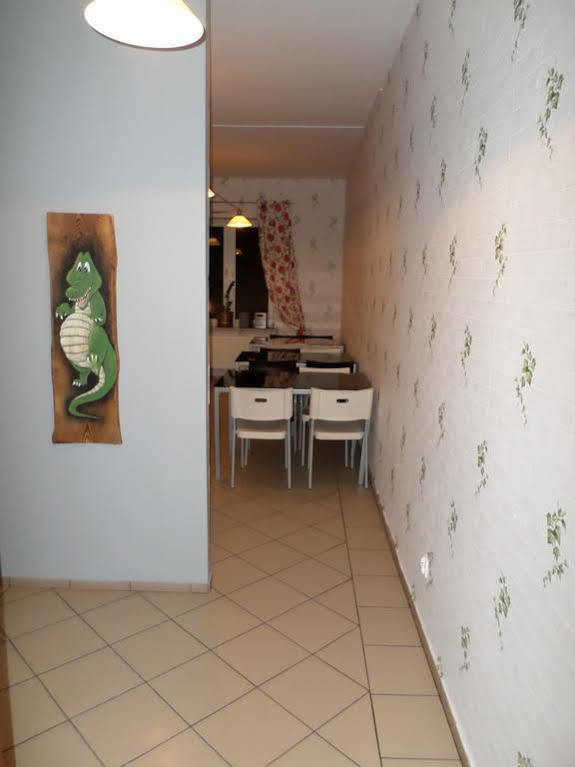 Hostel Krokodyl Warsawa Bagian luar foto