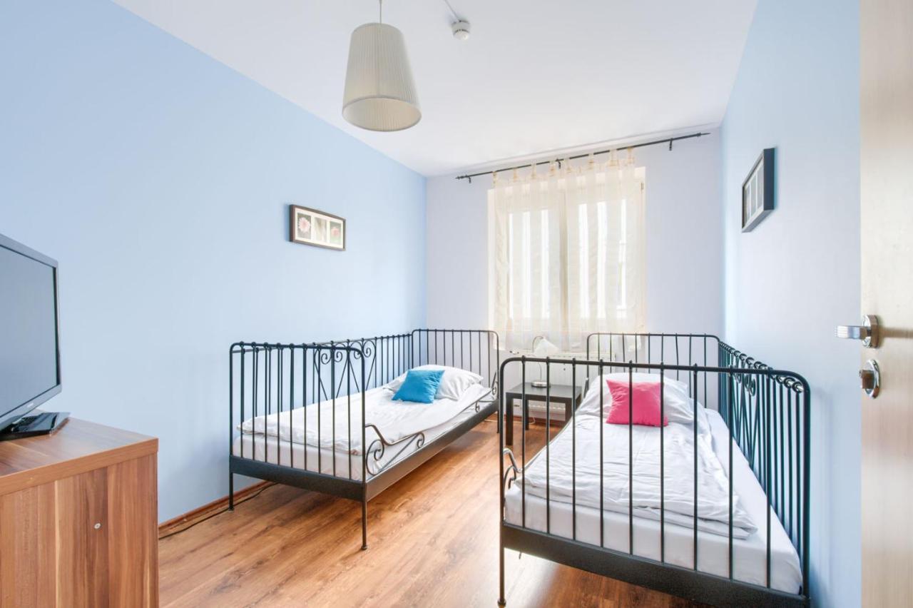 Hostel Krokodyl Warsawa Bagian luar foto