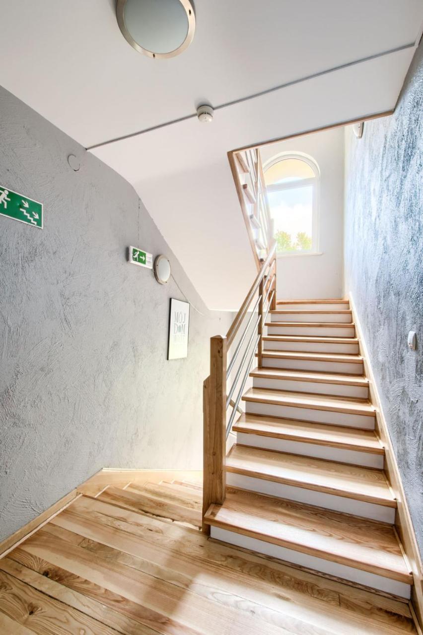Hostel Krokodyl Warsawa Bagian luar foto